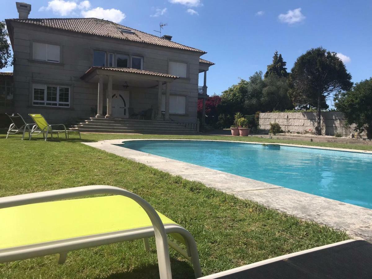 Villa Las Camelias Villanueva De Arosa Exterior foto